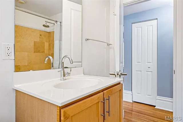 $157,000 | 520 Rosedale Avenue, Unit 202, St. Louis, MO 63112