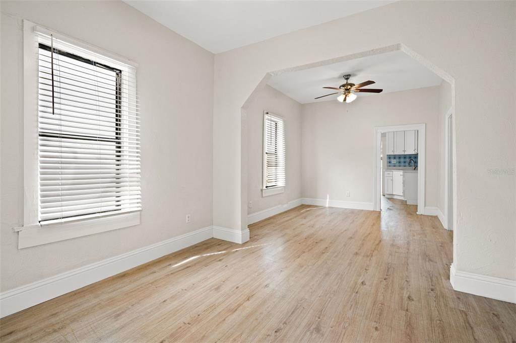 2113 West Cherry Street Tampa, FL 33607 - Photo 6 of 37