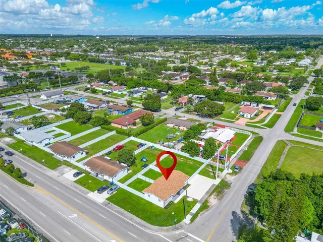 $2,500 | 18350 Southwest 105th Avenue, Unit 1, Miami, FL 33157