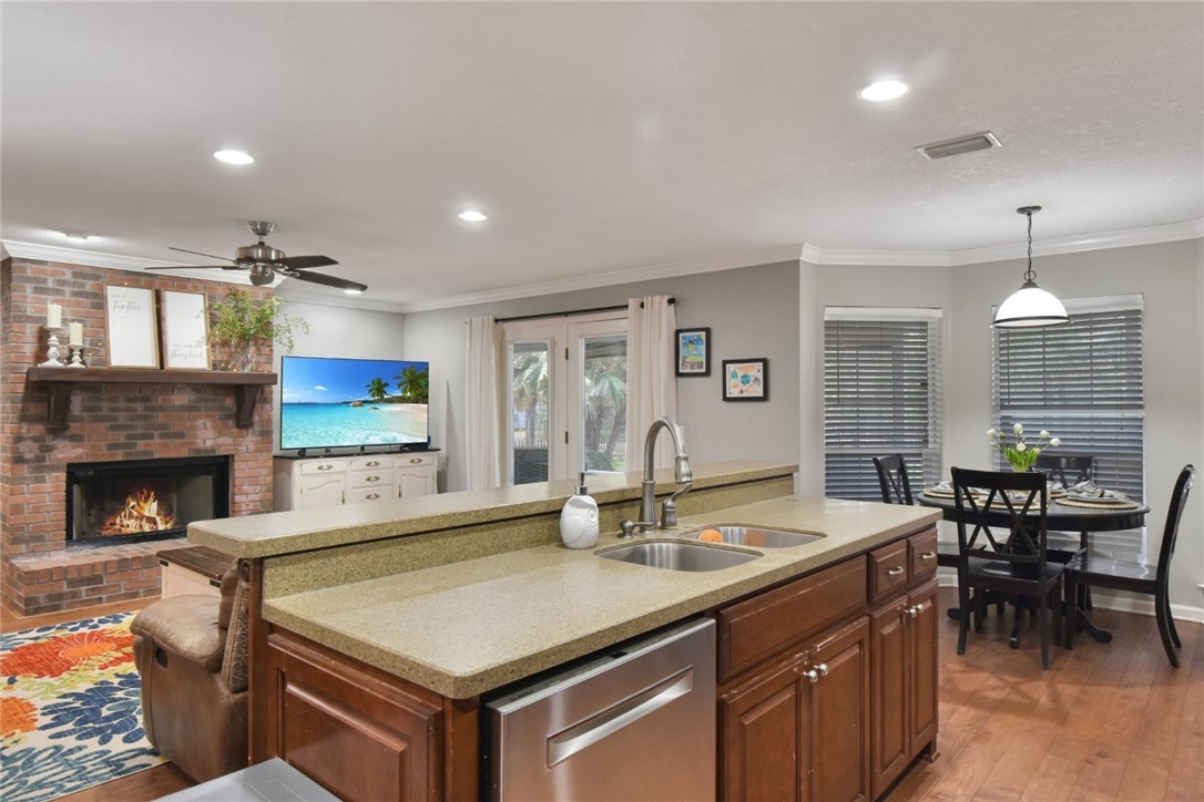 102 Hazel Lane Brunswick, GA 31523 - Photo 11 of 25