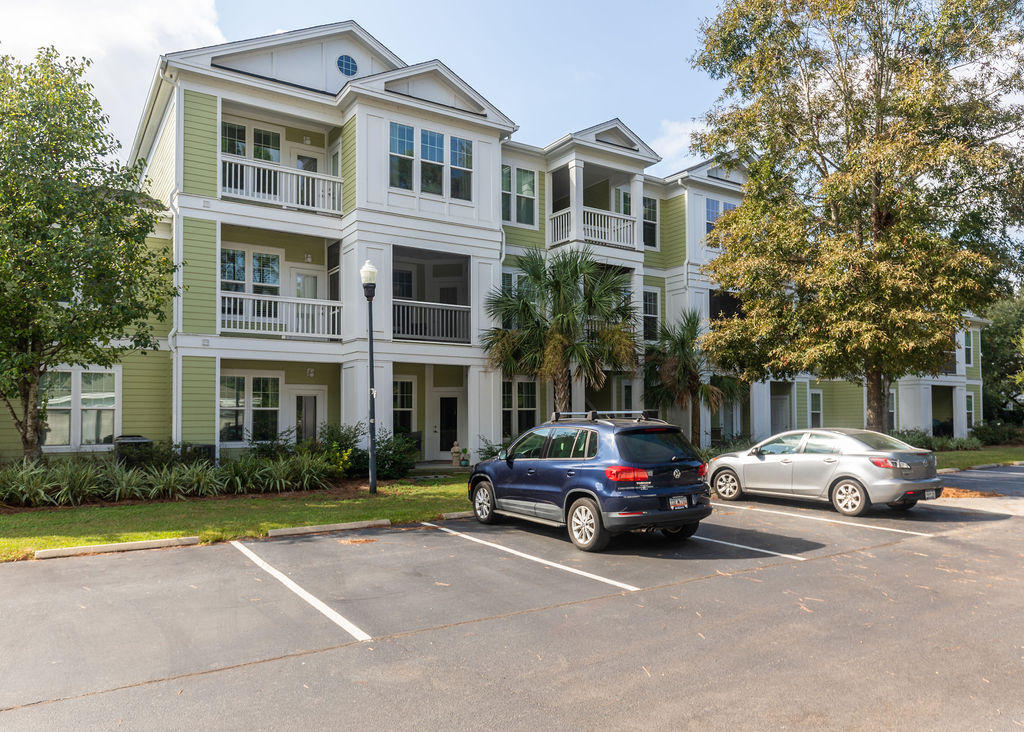2500 Beaucastel Road, Unit 2324 Mount Pleasant, SC 29464 - Photo 3 of 30 20190926-4T4A8658