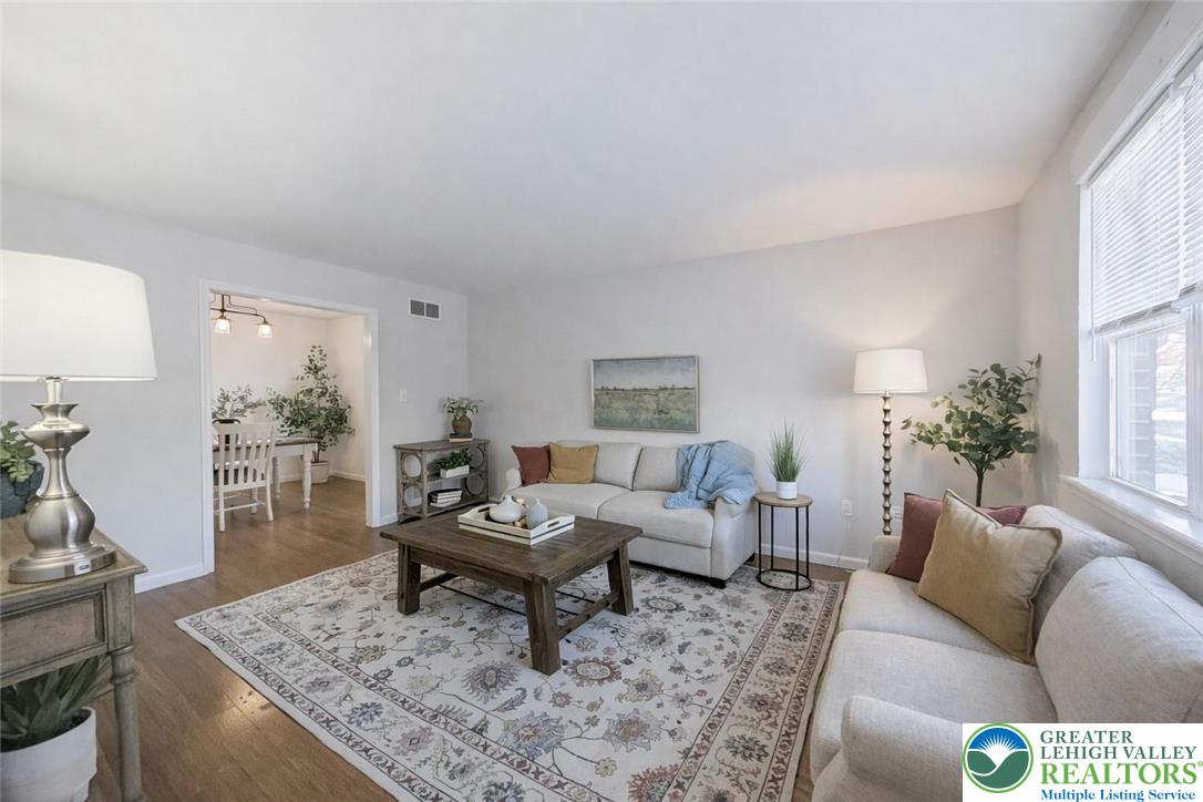 640 Front Street Bangor, PA 18013 - Photo 2 of 29