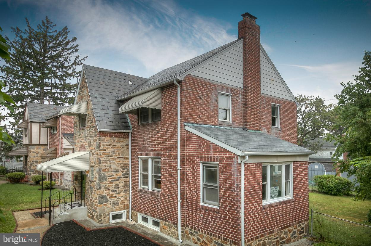 3705 Dennlyn Road Baltimore, MD 21215 - Photo 3 of 30 Exterior (Front)