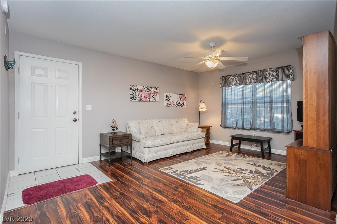 555 East Silverado Ranch Boulevard, Unit 1055 Las Vegas, NV 89183 - Photo 9 of 31