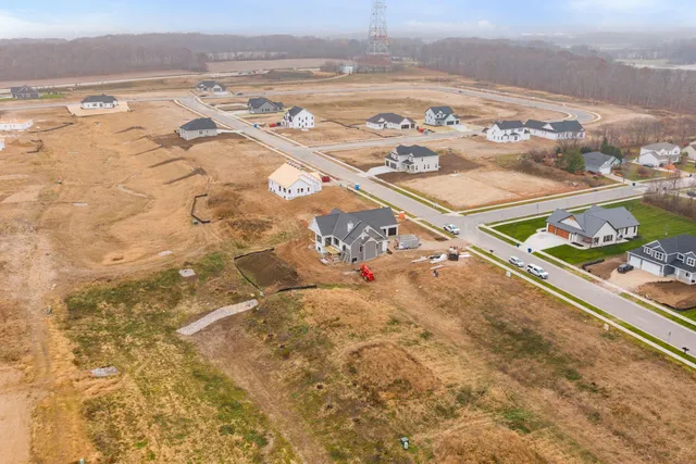 $169,000 | 416 Sandstone Street, Slinger, WI 53086