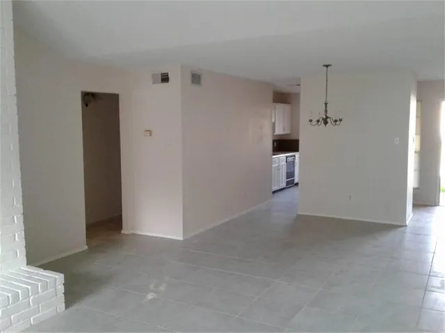 a view of entryway with a hallway