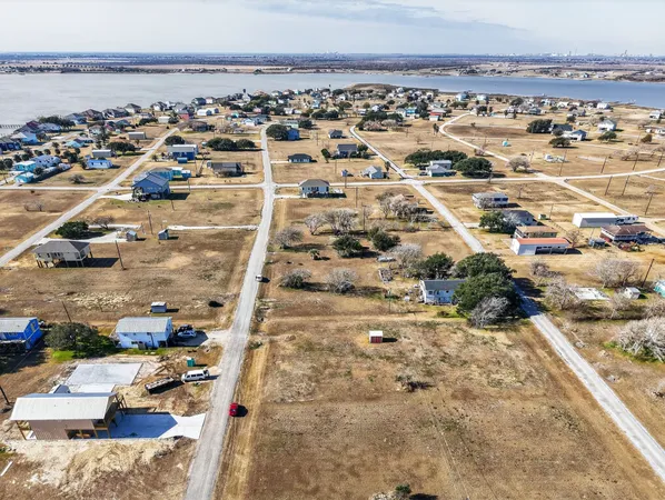 $7,500 | 0 Swallow Drive, Palacios, TX 77465