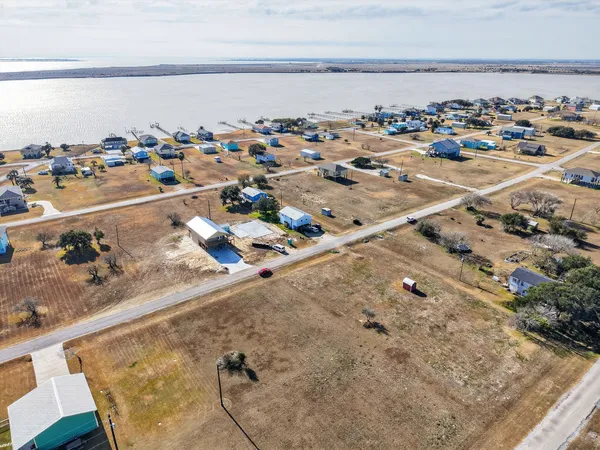 $7,500 | 0 Swallow Drive, Palacios, TX 77465