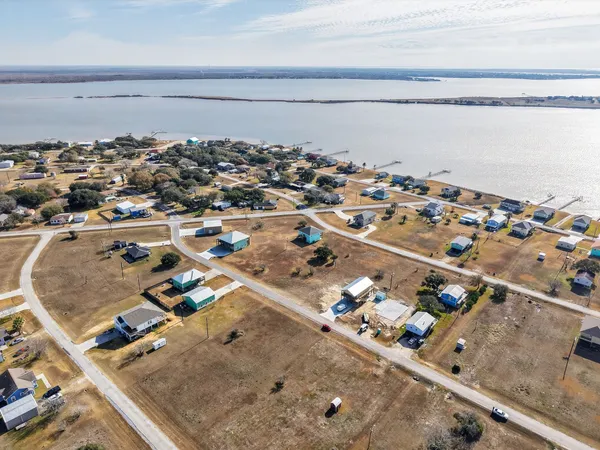 $7,500 | 0 Swallow Drive, Palacios, TX 77465