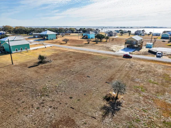 $7,500 | 0 Swallow Drive, Palacios, TX 77465