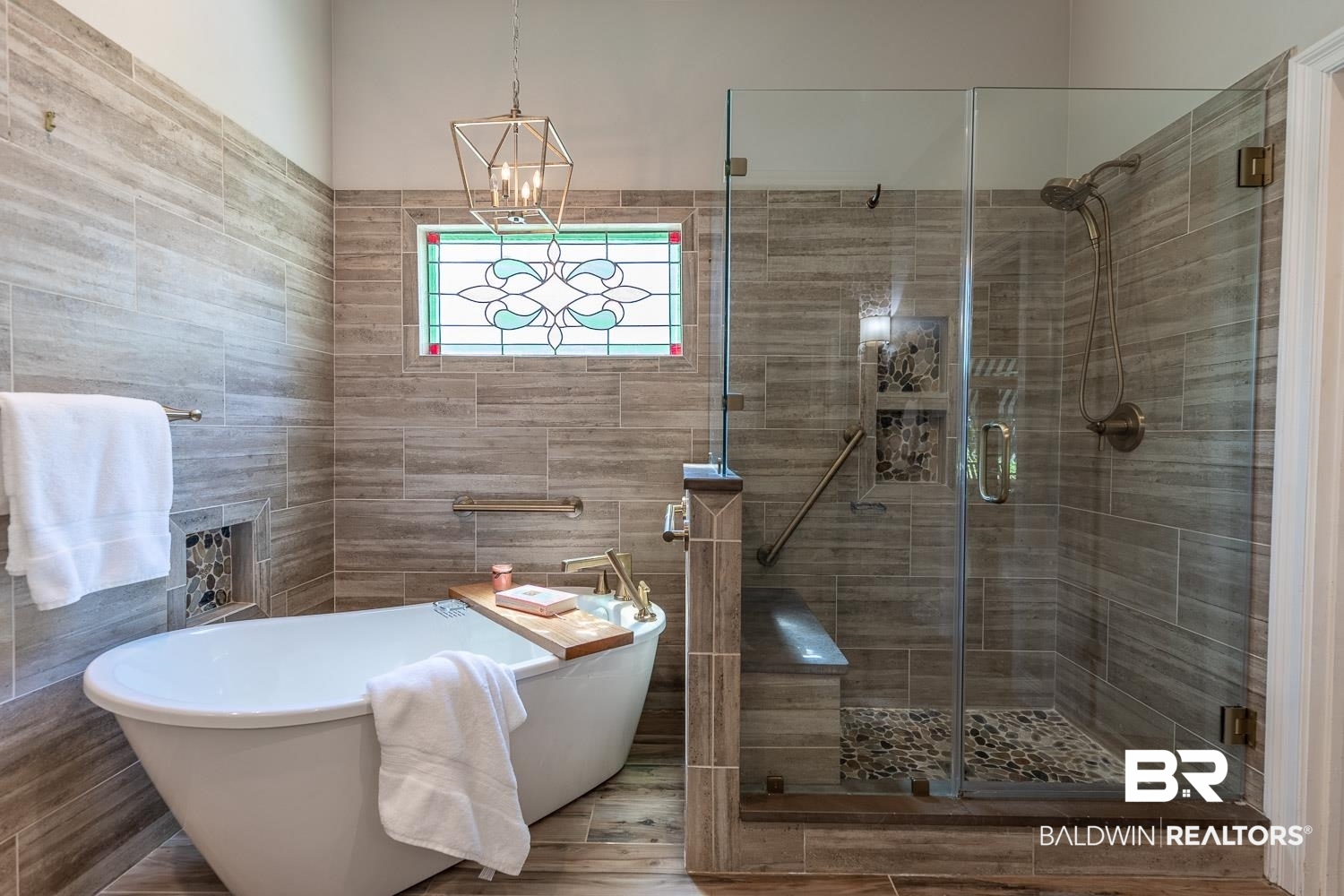 3 Springhill Trace Mobile, AL 36608 - Photo 14 of 35 Shower and Bathtub area