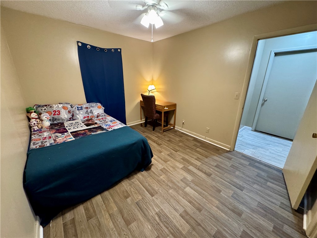 126 Lake View Circle Brunswick, GA 31525 - Photo 17 of 31