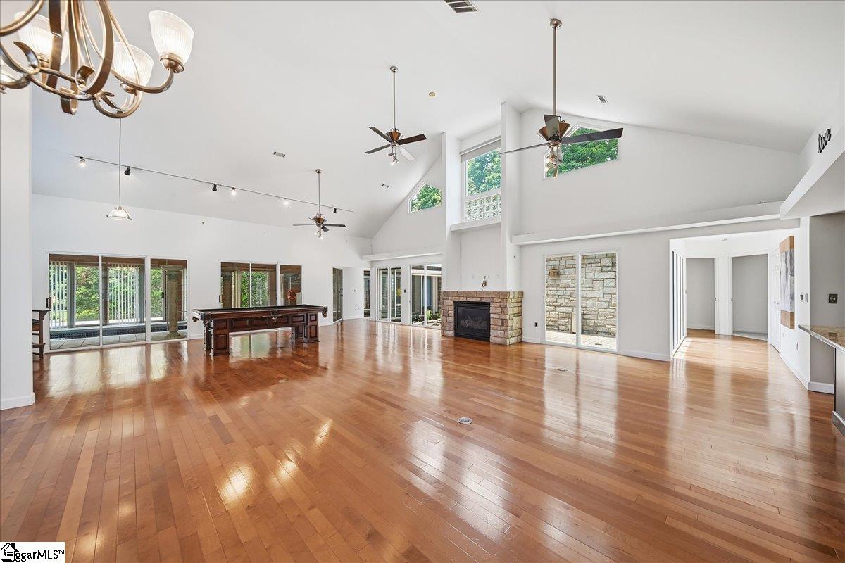 102 Greenleaf Lane Easley, SC 29642 - Photo 14 of 49