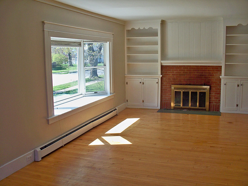 58 Ives Avenue Rutland, VT 05701 - Photo 3 of 24