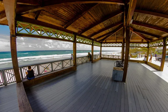 $6,700 | 122 Northwest Gardner Street, Boca Raton, FL 33432