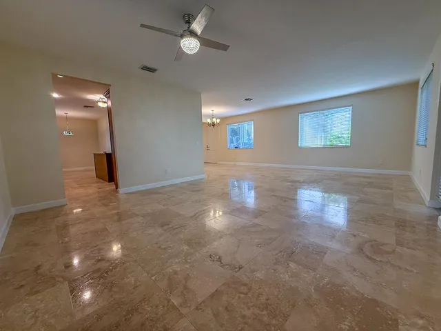 $6,700 | 122 Northwest Gardner Street, Boca Raton, FL 33432