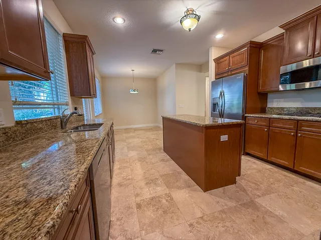 $6,700 | 122 Northwest Gardner Street, Boca Raton, FL 33432