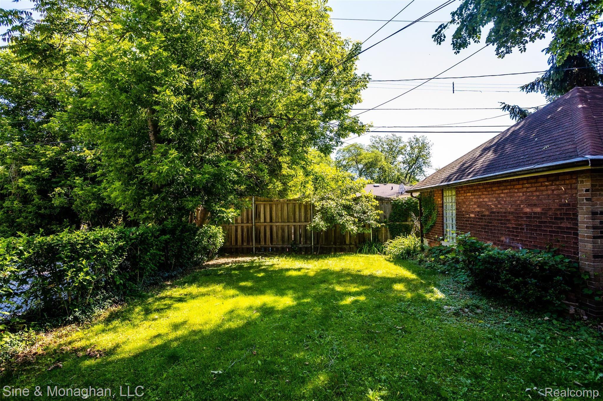 884 Alter Road Detroit, MI 48215 - Photo 28 of 33 884 Alter S027.jpg