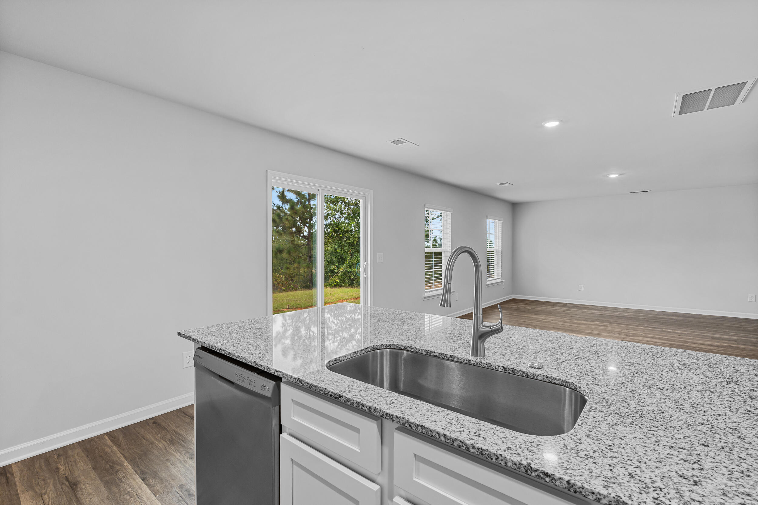 2273 Citation Street, Unit 16 Sumter, SC 29153 - Photo 10 of 30 Stock photo