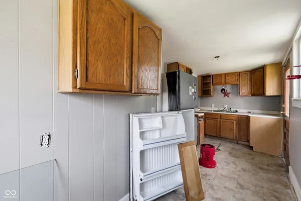 $120,000 | 228 South Madison Street, Knightstown, IN 46148