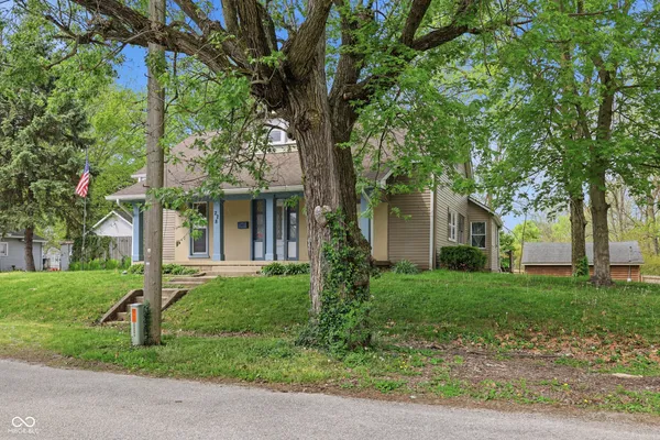 $120,000 | 228 South Madison Street, Knightstown, IN 46148