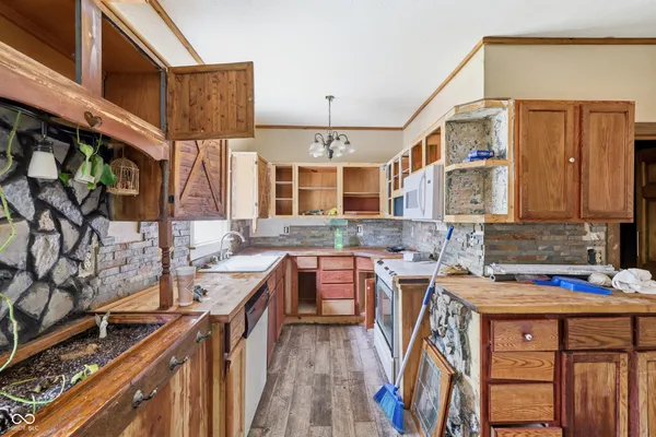 $120,000 | 228 South Madison Street, Knightstown, IN 46148