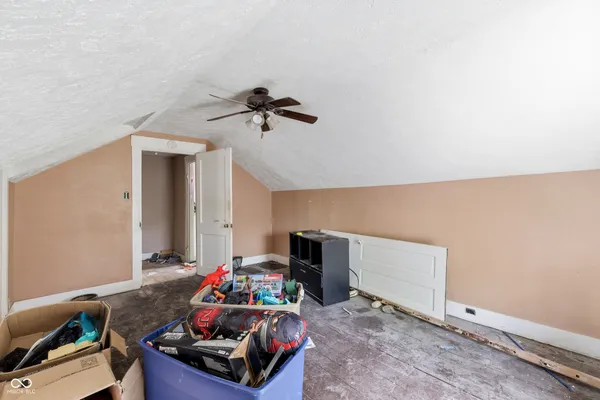 $120,000 | 228 South Madison Street, Knightstown, IN 46148