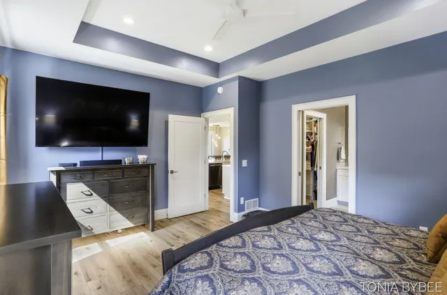 $653,400 | 5565 Albright Court Southwest, Wyoming, MI 49418