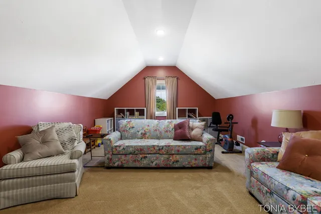 $653,400 | 5565 Albright Court Southwest, Wyoming, MI 49418