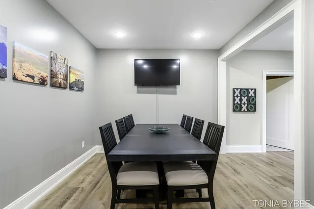 $653,400 | 5565 Albright Court Southwest, Wyoming, MI 49418