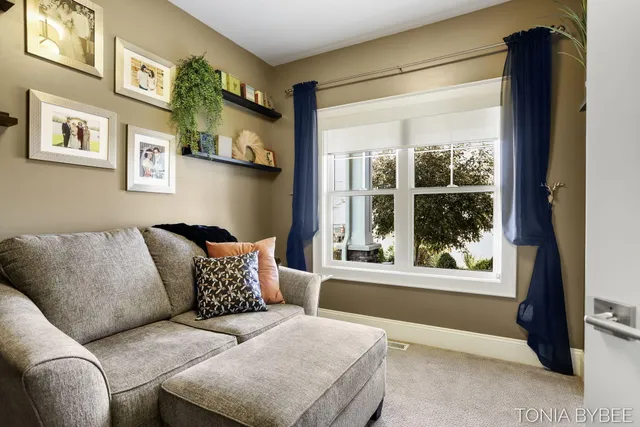 $653,400 | 5565 Albright Court Southwest, Wyoming, MI 49418