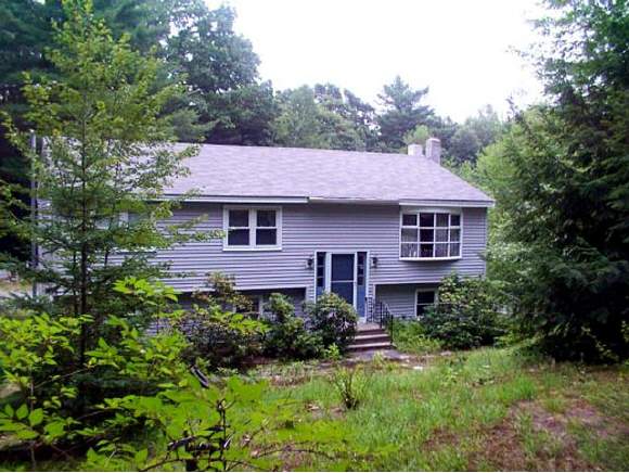 140 Hampstead Road Sandown, NH 03873 - Photo 1 of 3