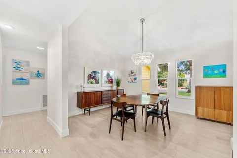 $824,900 | 33 Yawl Drive, Cocoa Beach, FL 32931