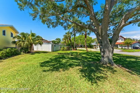 $799,900 | 33 Yawl Drive, Cocoa Beach, FL 32931