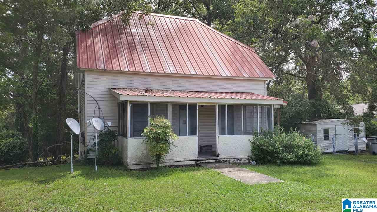 246 Iowa Avenue Thorsby, AL 35171 - Photo 1 of 10
