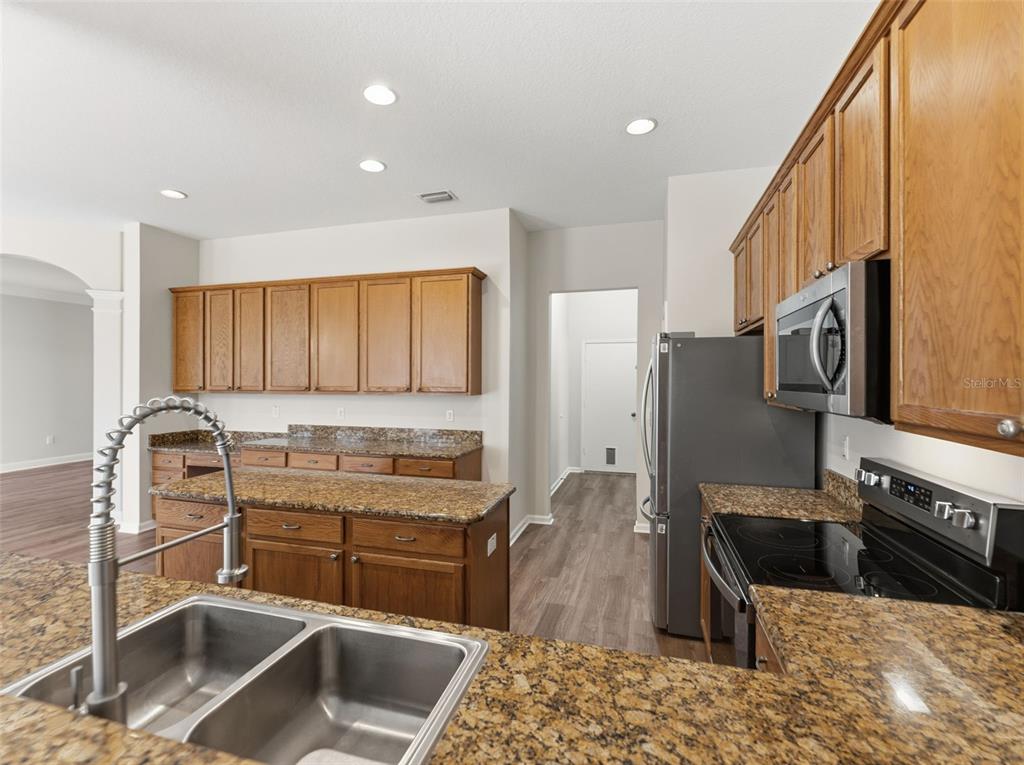 5446 Spectacular Bid Drive Wesley Chapel, FL 33544 - Photo 12 of 63