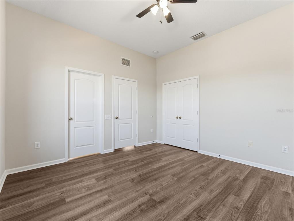 5446 Spectacular Bid Drive Wesley Chapel, FL 33544 - Photo 31 of 63