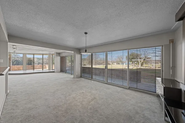 $439,000 | 1006-1d Guadalupe Street, Kerrville, TX 78028