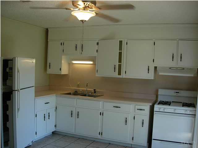 7317 Sachem Road Pensacola, FL 32506 - Photo 3 of 15 Open Spacious Kitchen