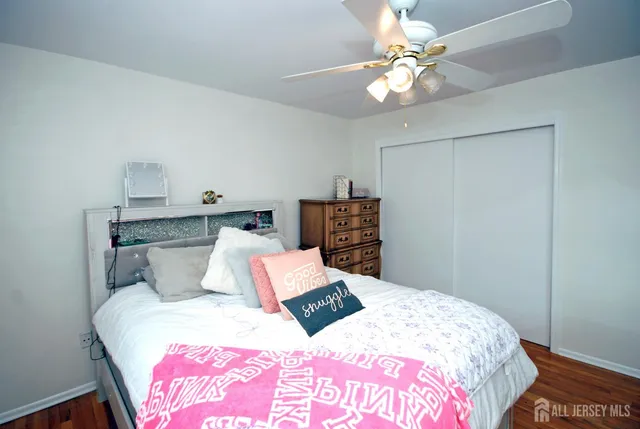 $799,900 | 4 Frieda Lane, Kendall Park, NJ 08824