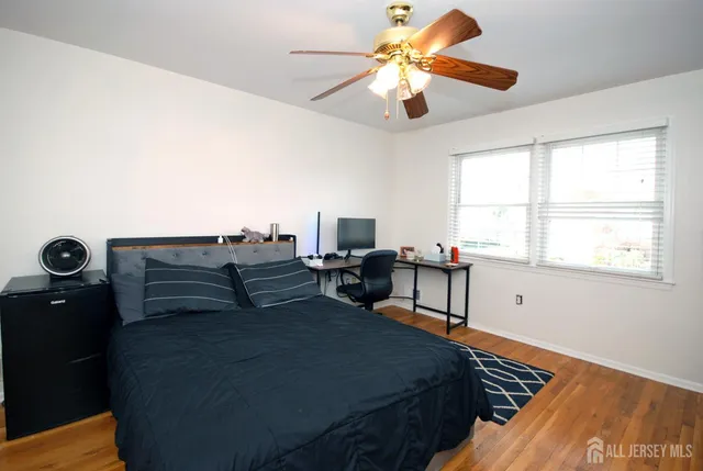 $799,900 | 4 Frieda Lane, Kendall Park, NJ 08824