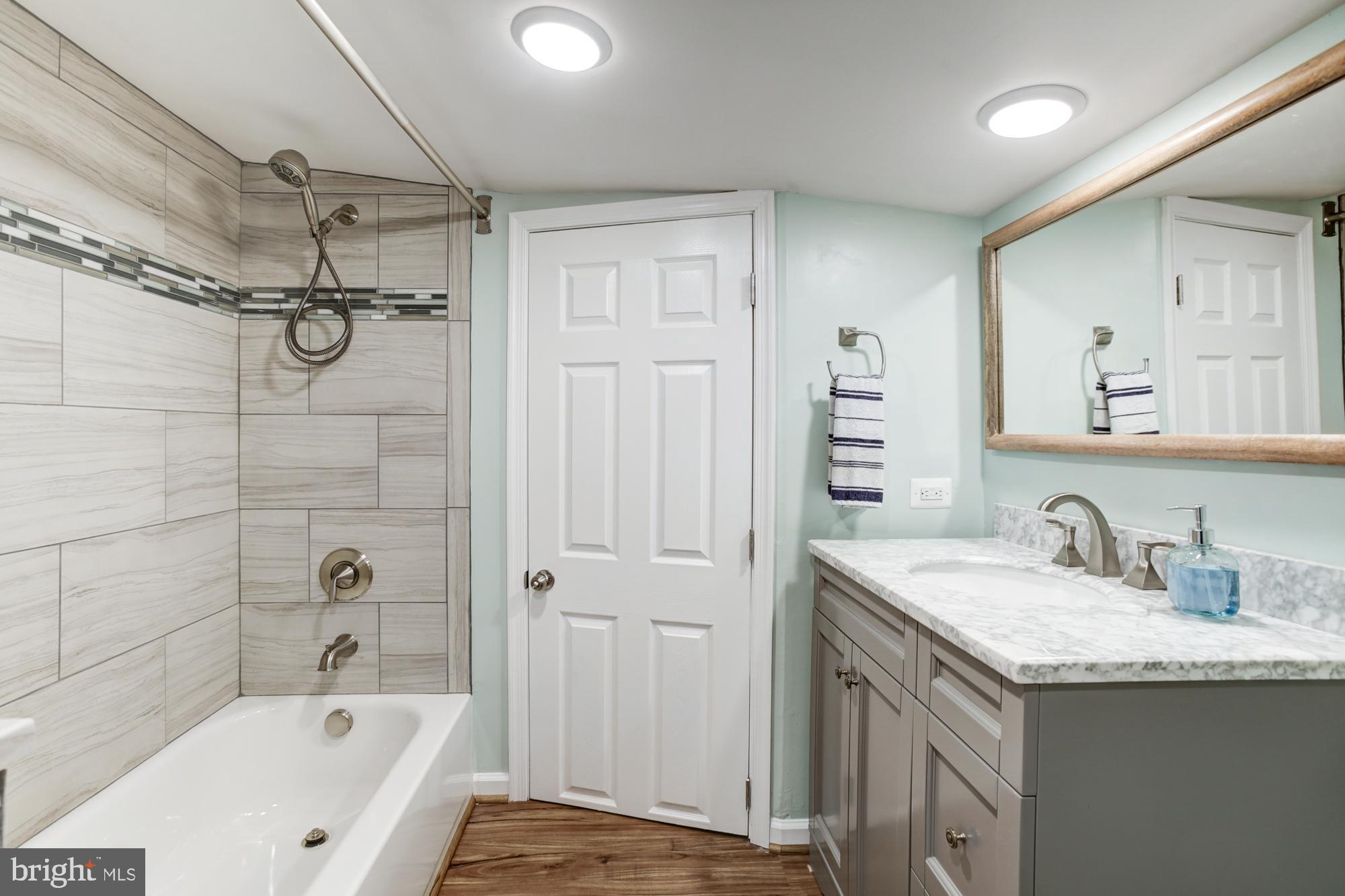 1705 Longwood Road Edgewater, MD 21037 - Photo 22 of 57 Primary Bathroom