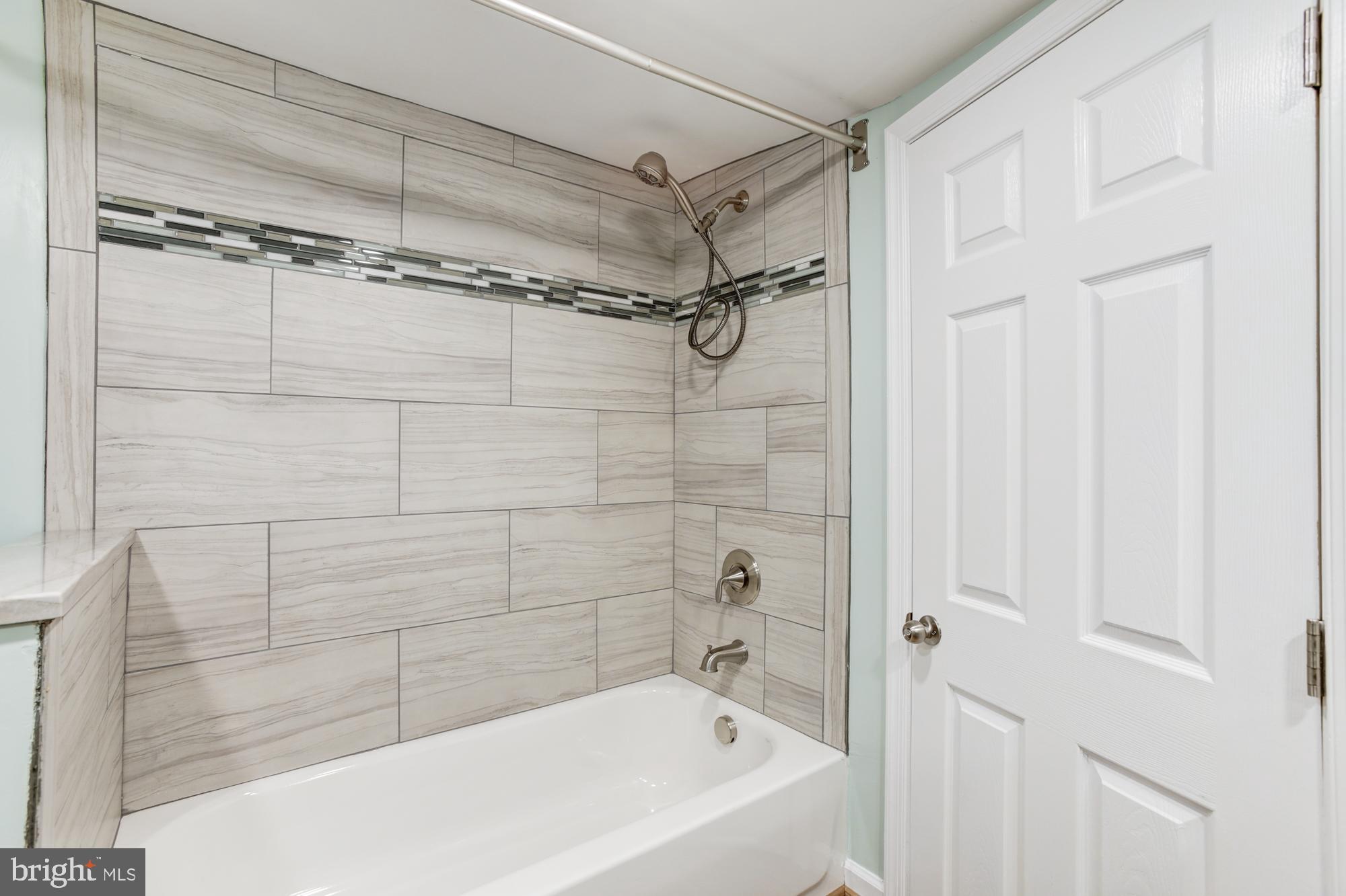 1705 Longwood Road Edgewater, MD 21037 - Photo 24 of 57 Primary Bathroom