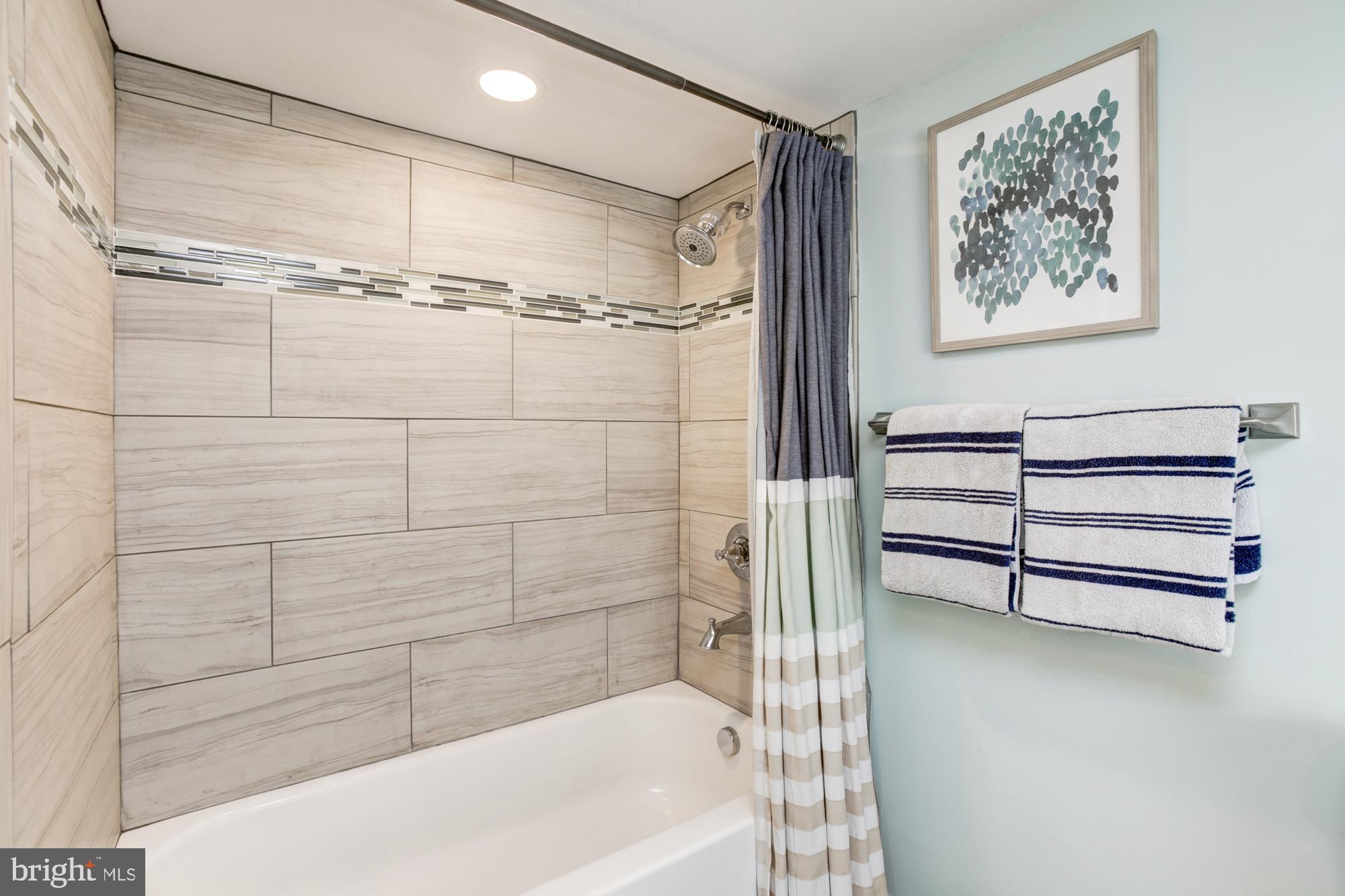1705 Longwood Road Edgewater, MD 21037 - Photo 34 of 57 Bathroom #2