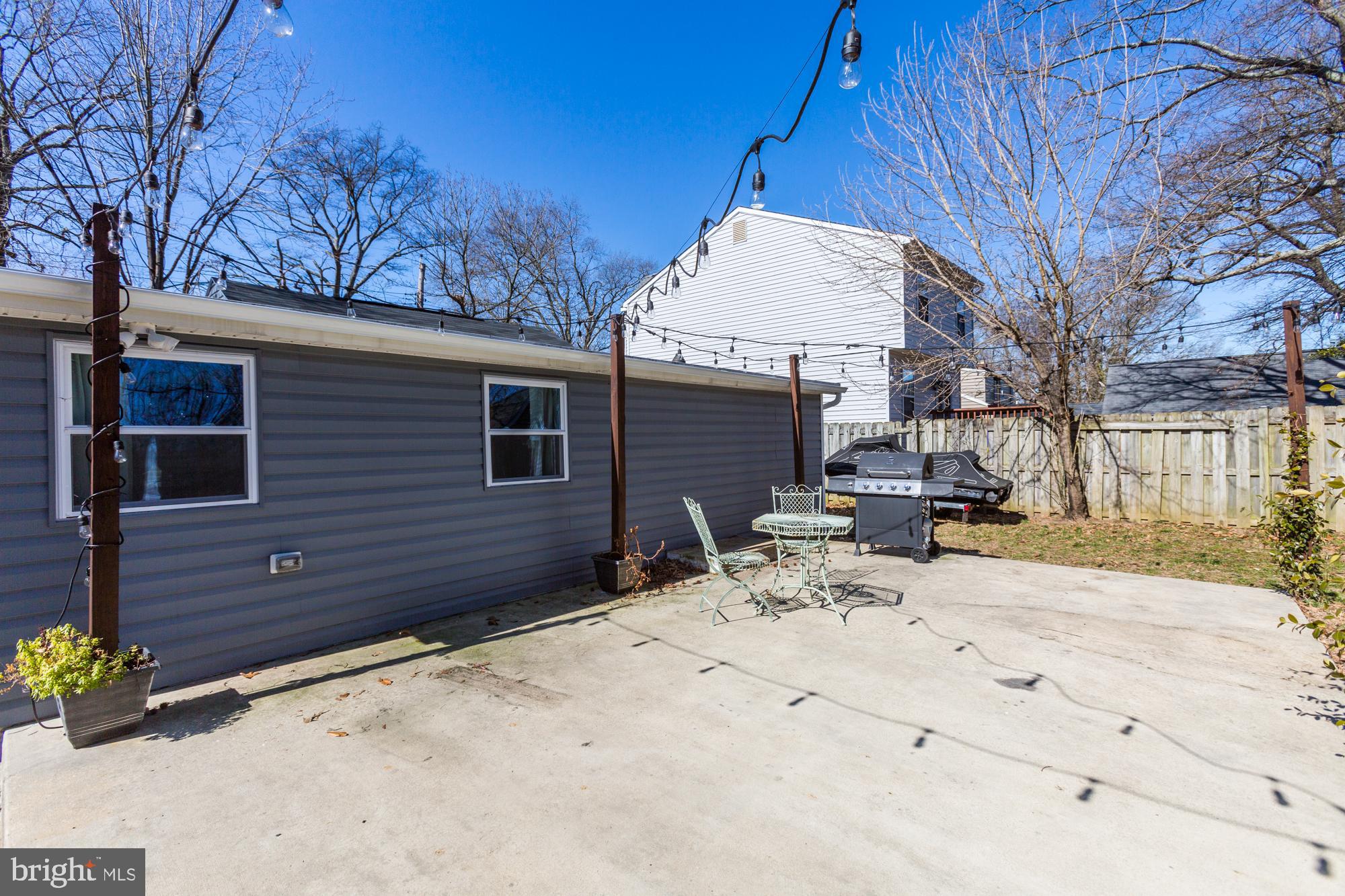 1705 Longwood Road Edgewater, MD 21037 - Photo 37 of 57 Huge Patio!