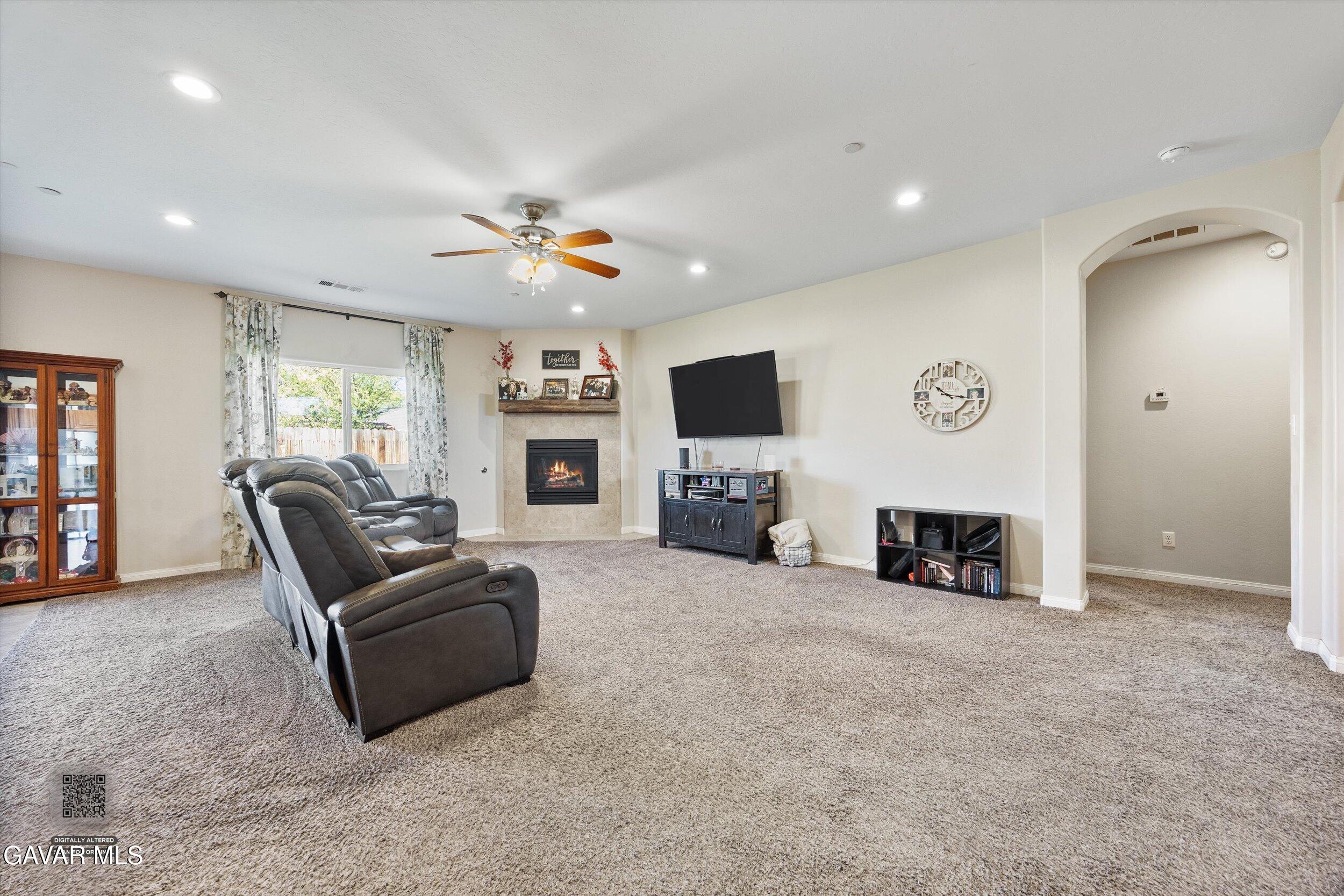 805 Mulberry Street Tehachapi, CA 93561 - Photo 13 of 41 19-Compliant_fa46410d-e2f4-4c31-adb4-c1c