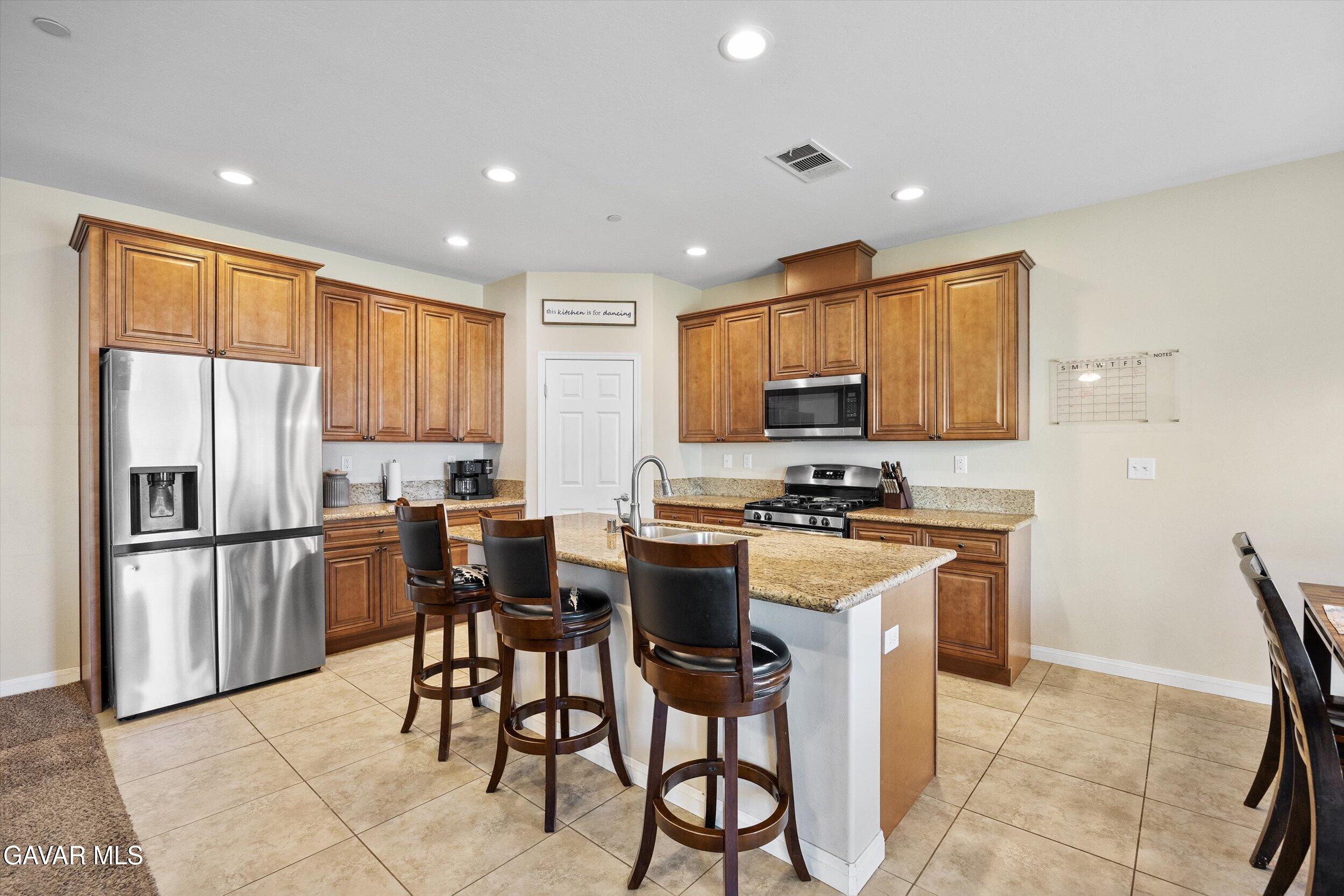 805 Mulberry Street Tehachapi, CA 93561 - Photo 16 of 41 22-Illuminate Photography - 805 Mulberry