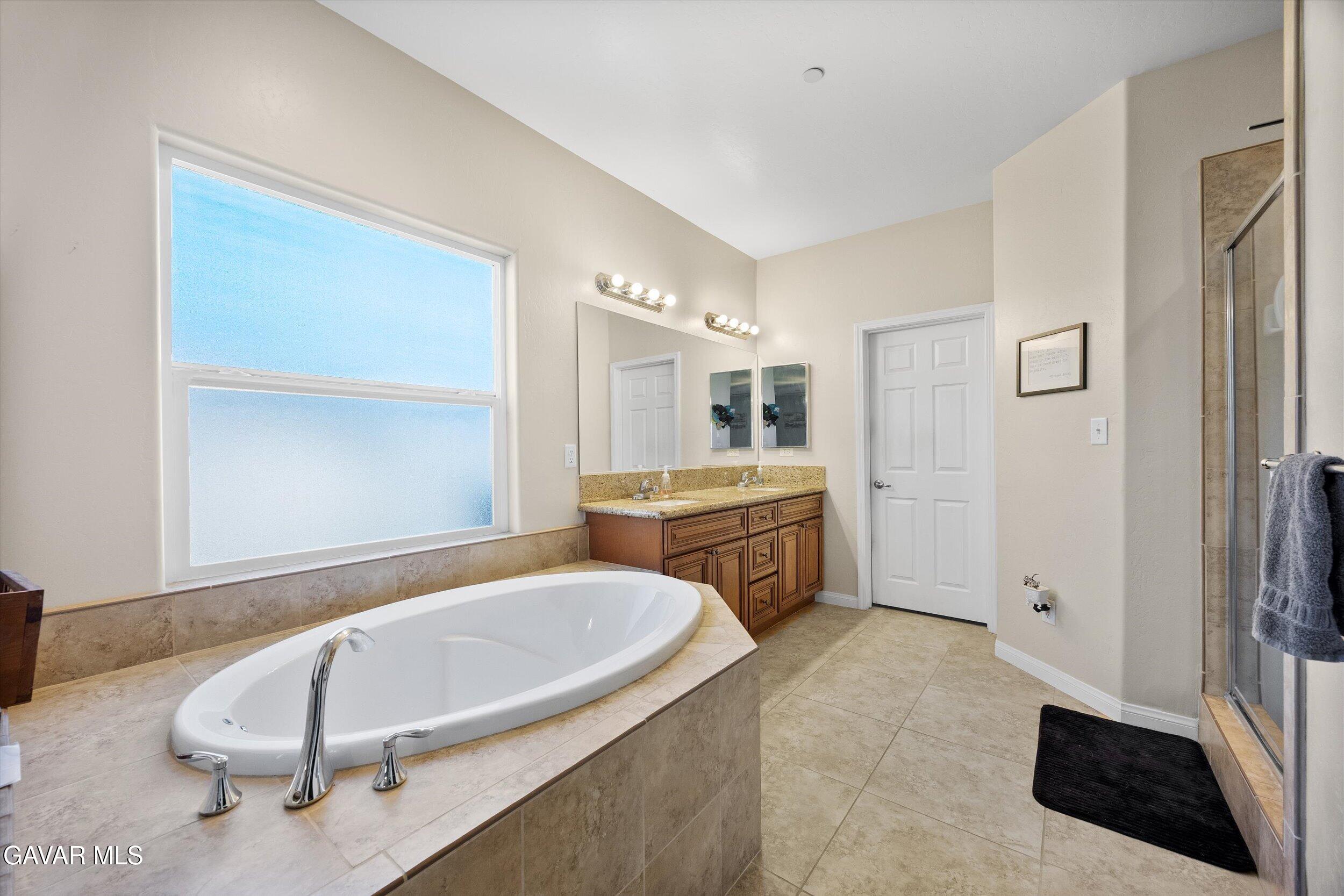 805 Mulberry Street Tehachapi, CA 93561 - Photo 24 of 41 30-Illuminate Photography - 805 Mulberry