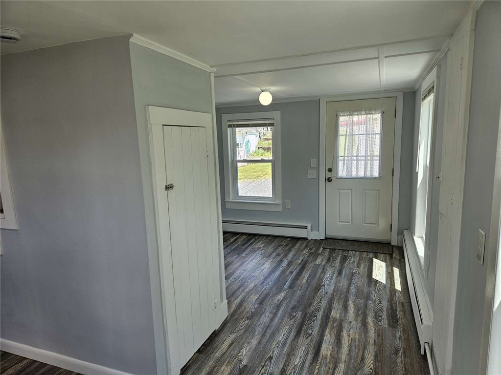 2353 Main Road Tiverton, RI 02878 - Photo 11 of 19