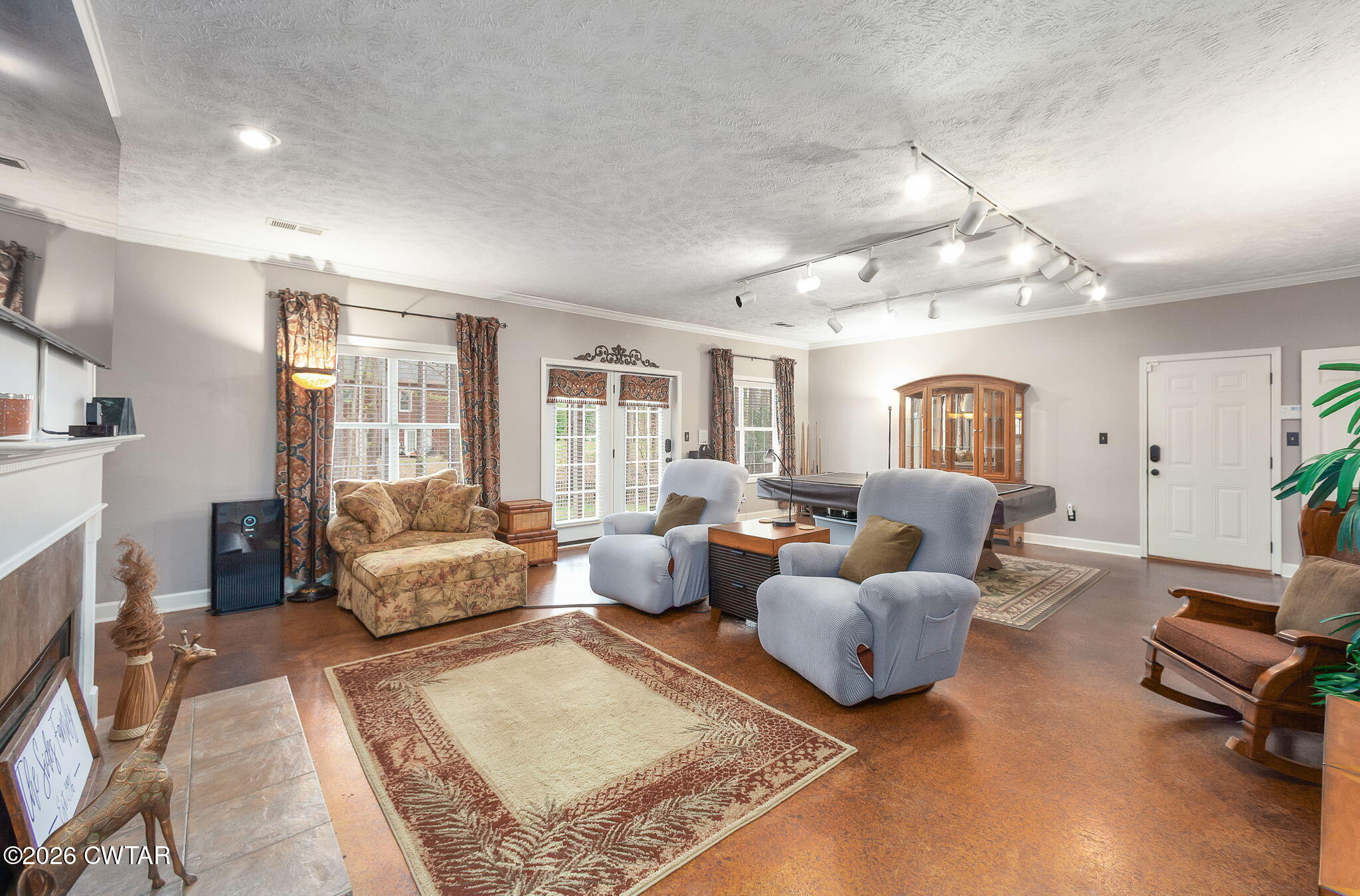 16 Fields Chase Jackson, TN 38305 - Photo 36 of 47 a living room with furniture rug and wooden floor